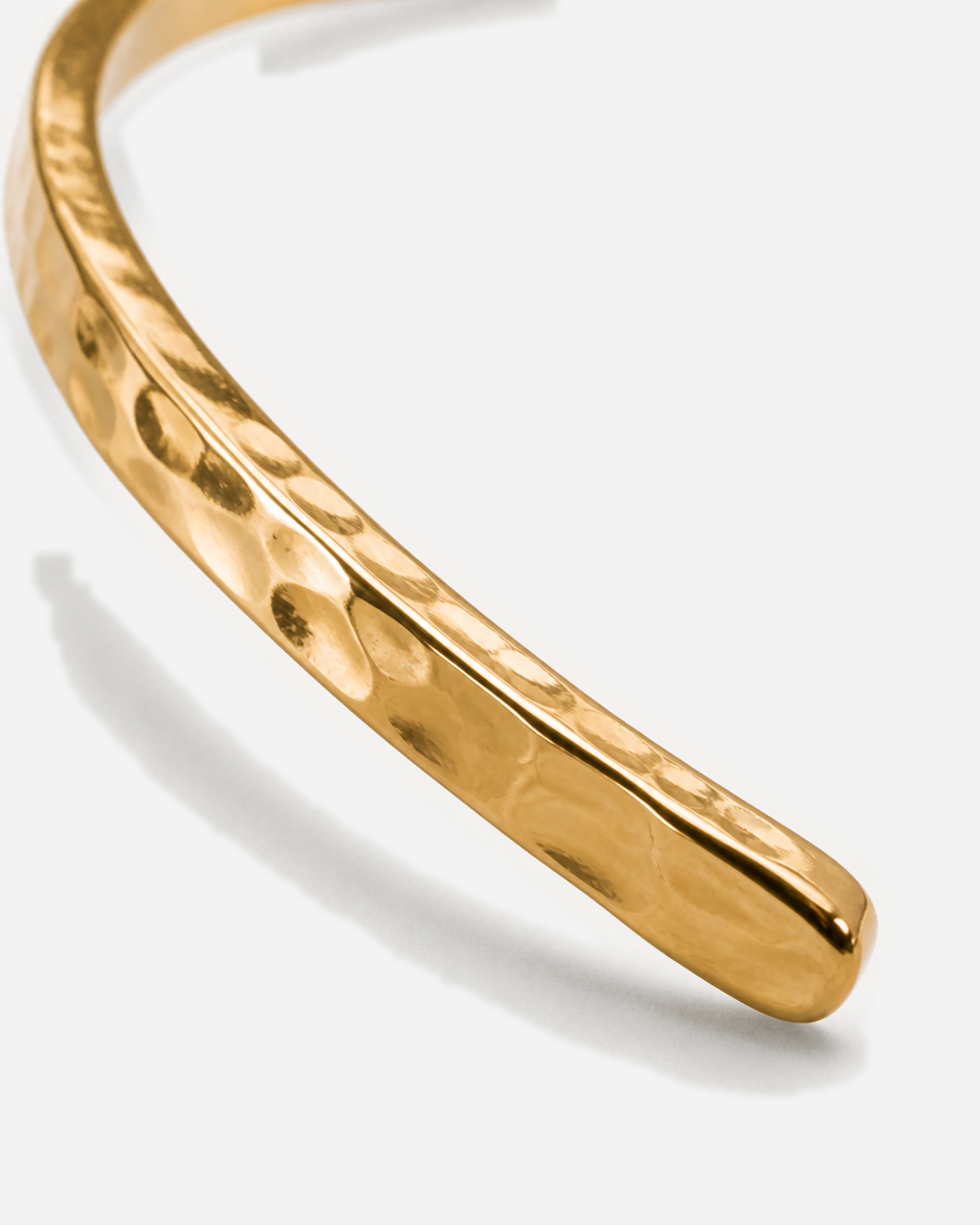 Imogen Hammered Cuff — product macro detail