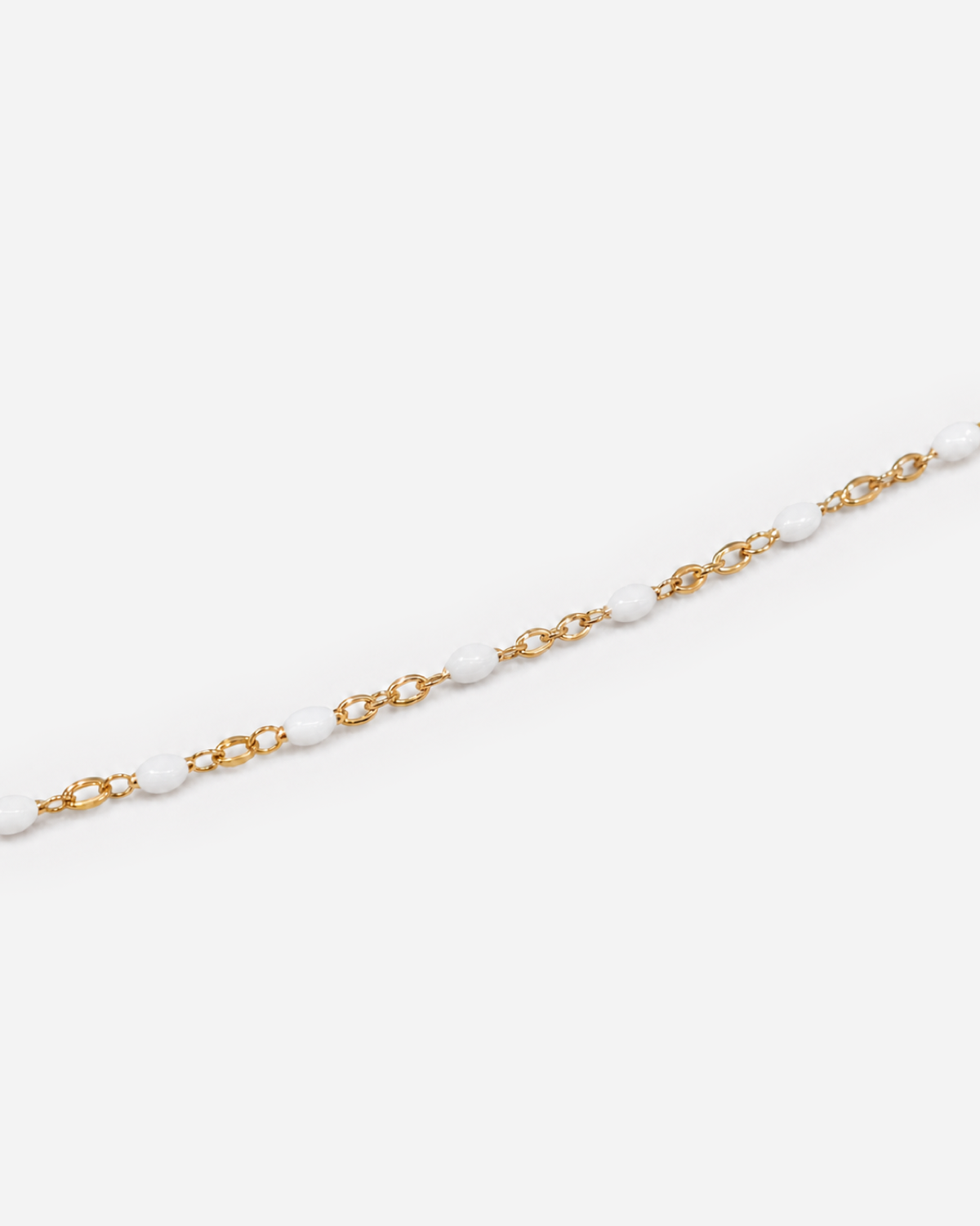 Akoya Beaded Necklace — White — product macro detail