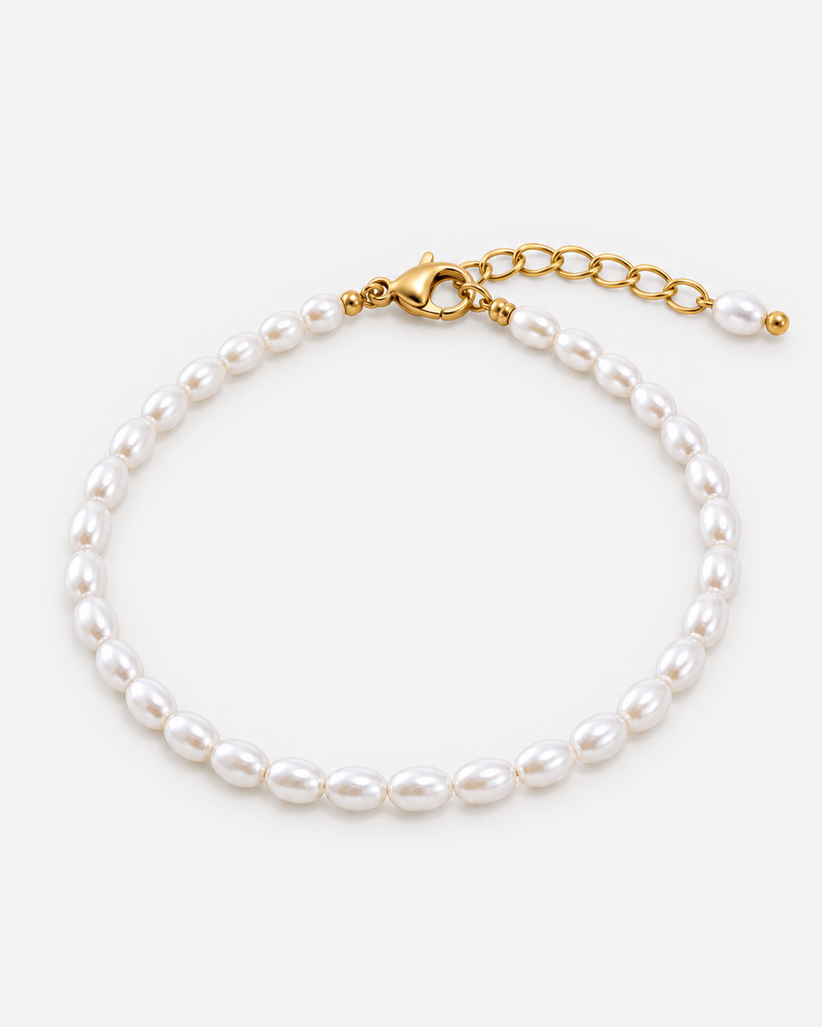 Greta Pearl Bracelet — Gold — product macro detail