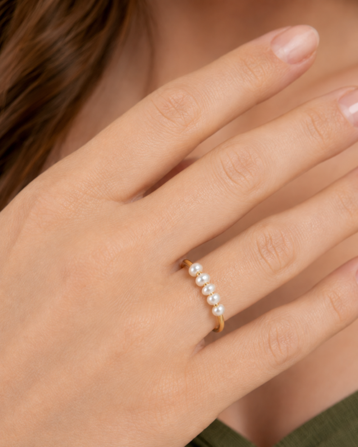 Bronte Mini Pearls Ring — 22 — Gold — olive SW03 — close hand view