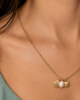 Lulwa necklace — plain polished gold curb-style chain without bead stations